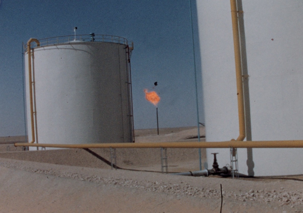 Sahara III - avril 1959 : site pétrolier, palmeraies, Ghardaïa